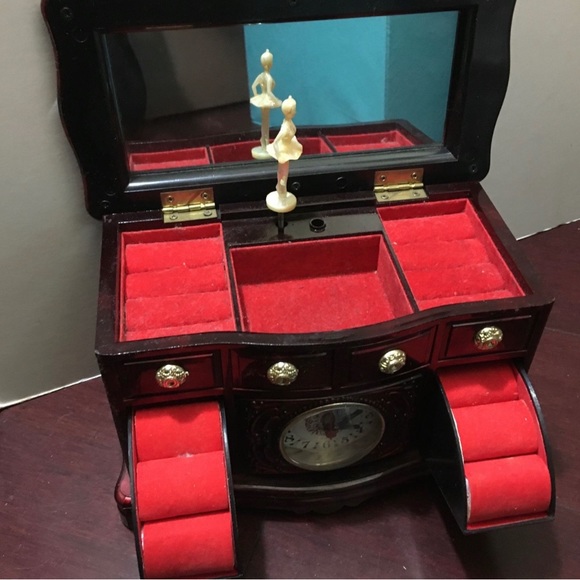 Other - Jewelry Box